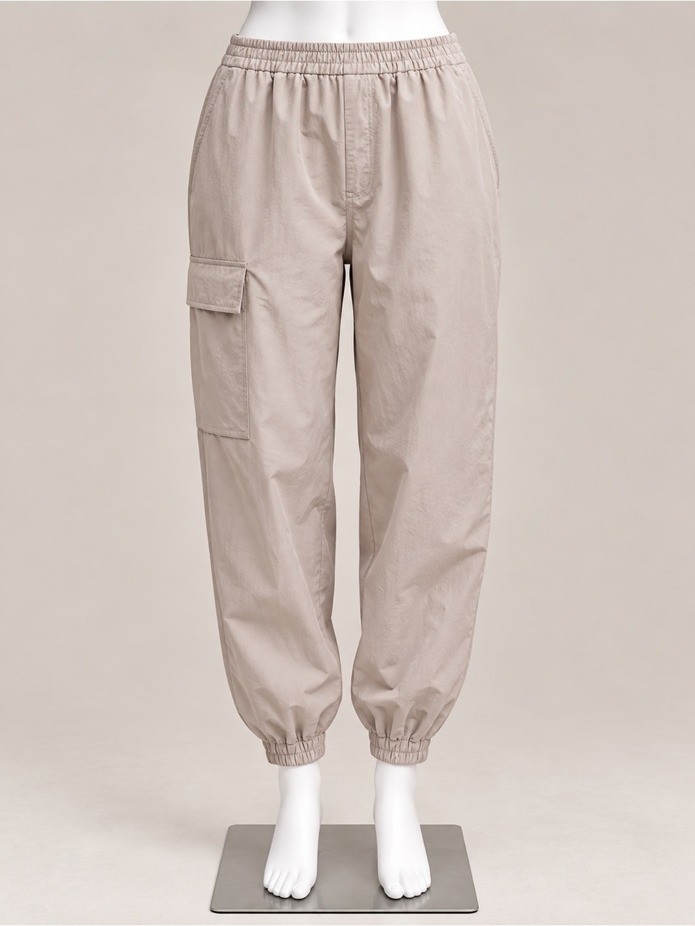 Lululemon Lab Women’s Cargo Jogger Pants Size 8 Light Beige Stretch